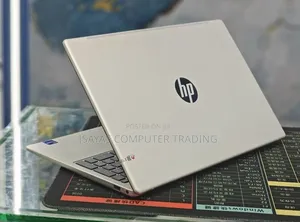 New Laptop HP 14-ep0063 16GB Intel Core i7 SSD 1T