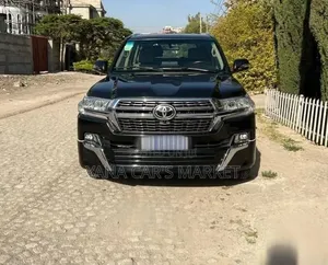 Toyota Land Cruiser 2015 Blue