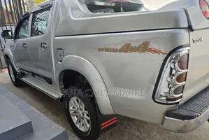 Toyota Hilux 2007 Gray