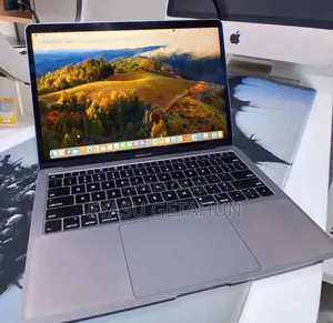 New Laptop Apple MacBook Air 2019 8GB Intel Core i5 SSD 128GB