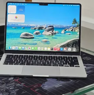 New Laptop Apple MacBook Air 2024 M3 16GB Intel Core i7 SSD 256GB