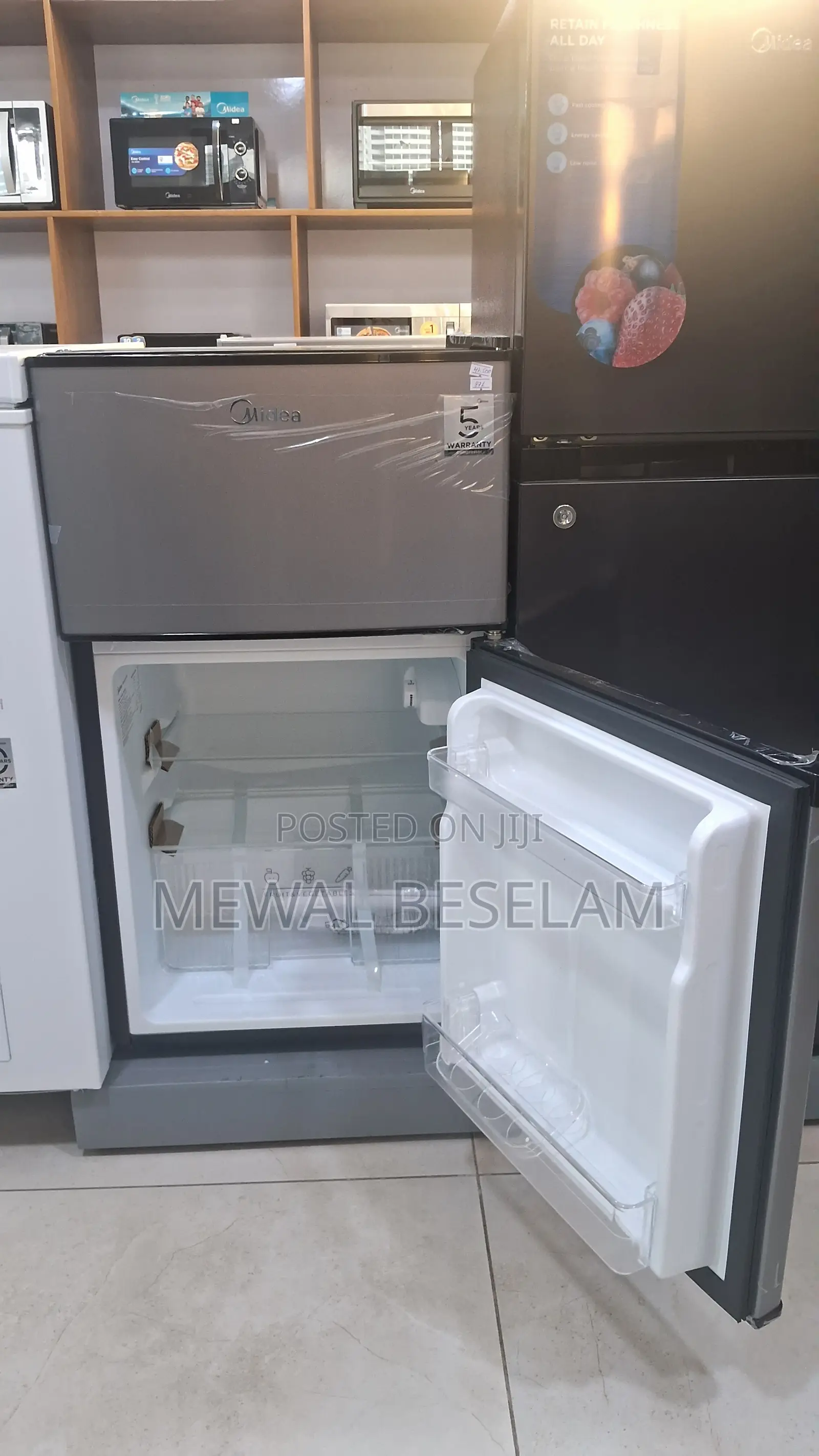 87 L Refrigerator With Free Delivery