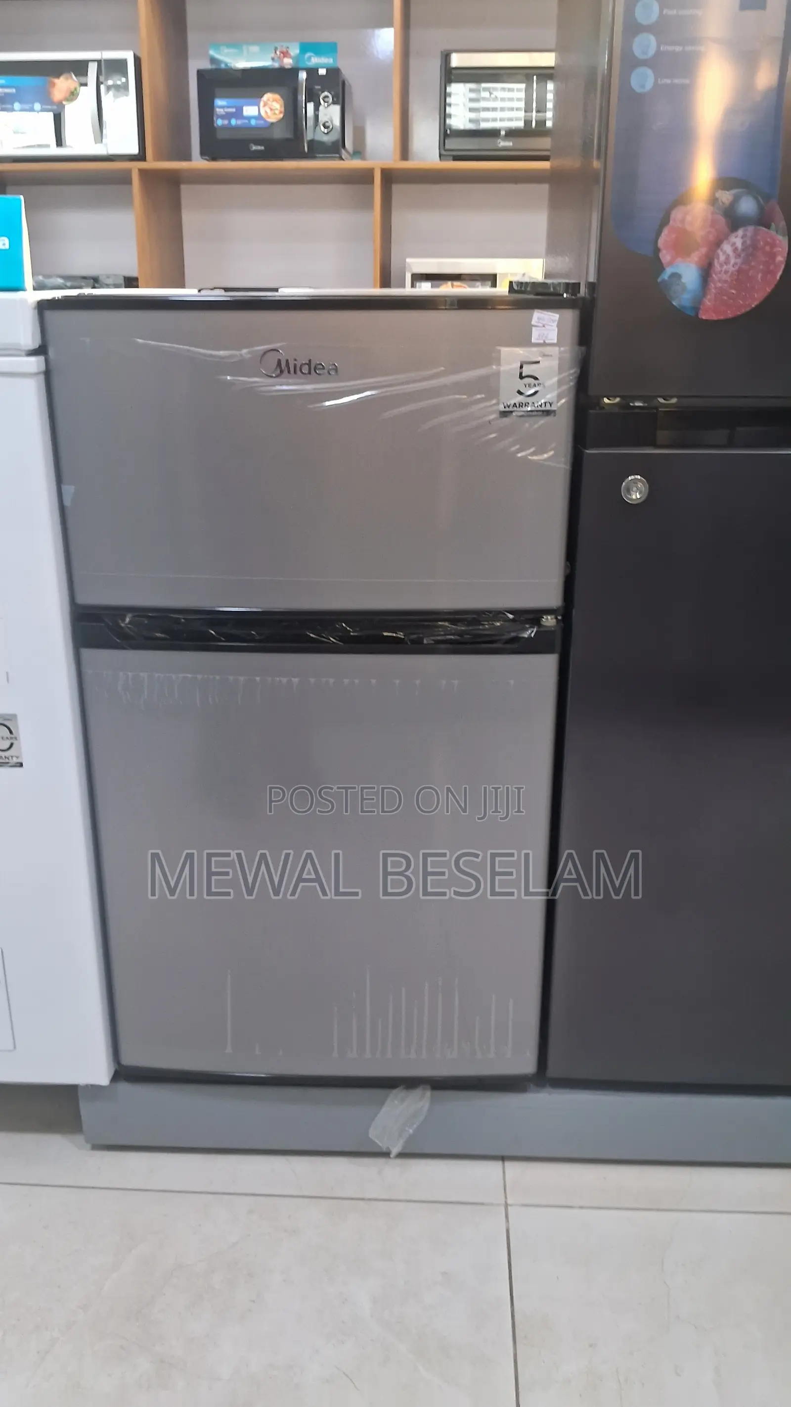 87 L Refrigerator With Free Delivery