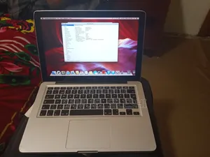 Laptop Apple MacBook Pro 2012 4GB Intel Core i5 HDD 500GB