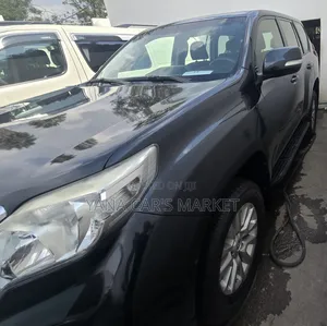 Toyota Land Cruiser Prado 2015