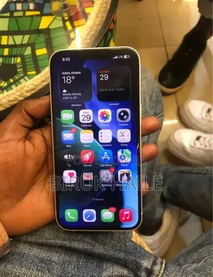 Apple iPhone 13 128 GB White
