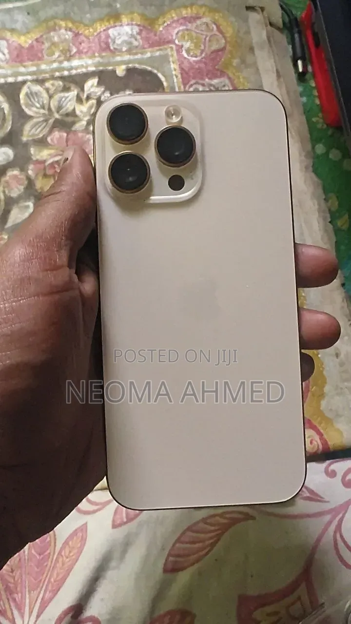 Apple iPhone 16 Pro Max 256 GB Gold