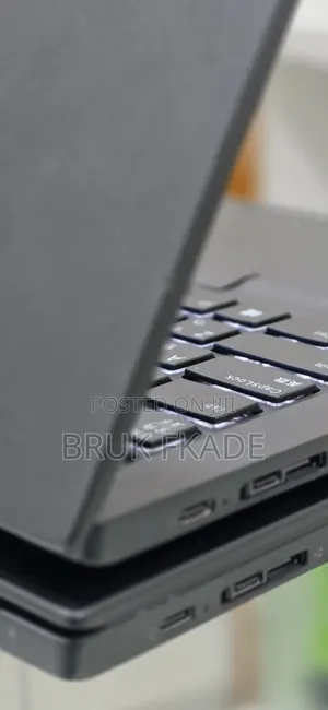 New Laptop Lenovo ThinkPad T14 G2 16GB AMD Ryzen 5 SSD 512GB