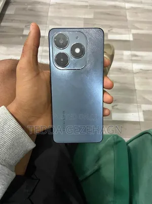Tecno Spark 20 128 GB Blue