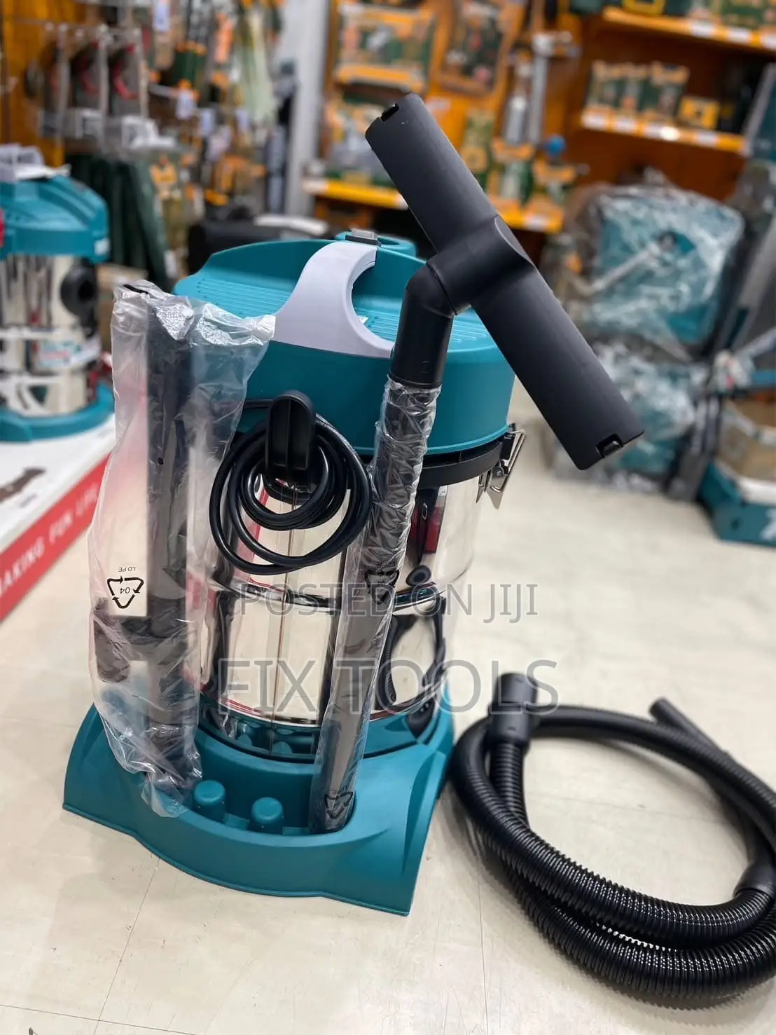 Total 30l Industrial Wet Dry Vacuum Cleaner