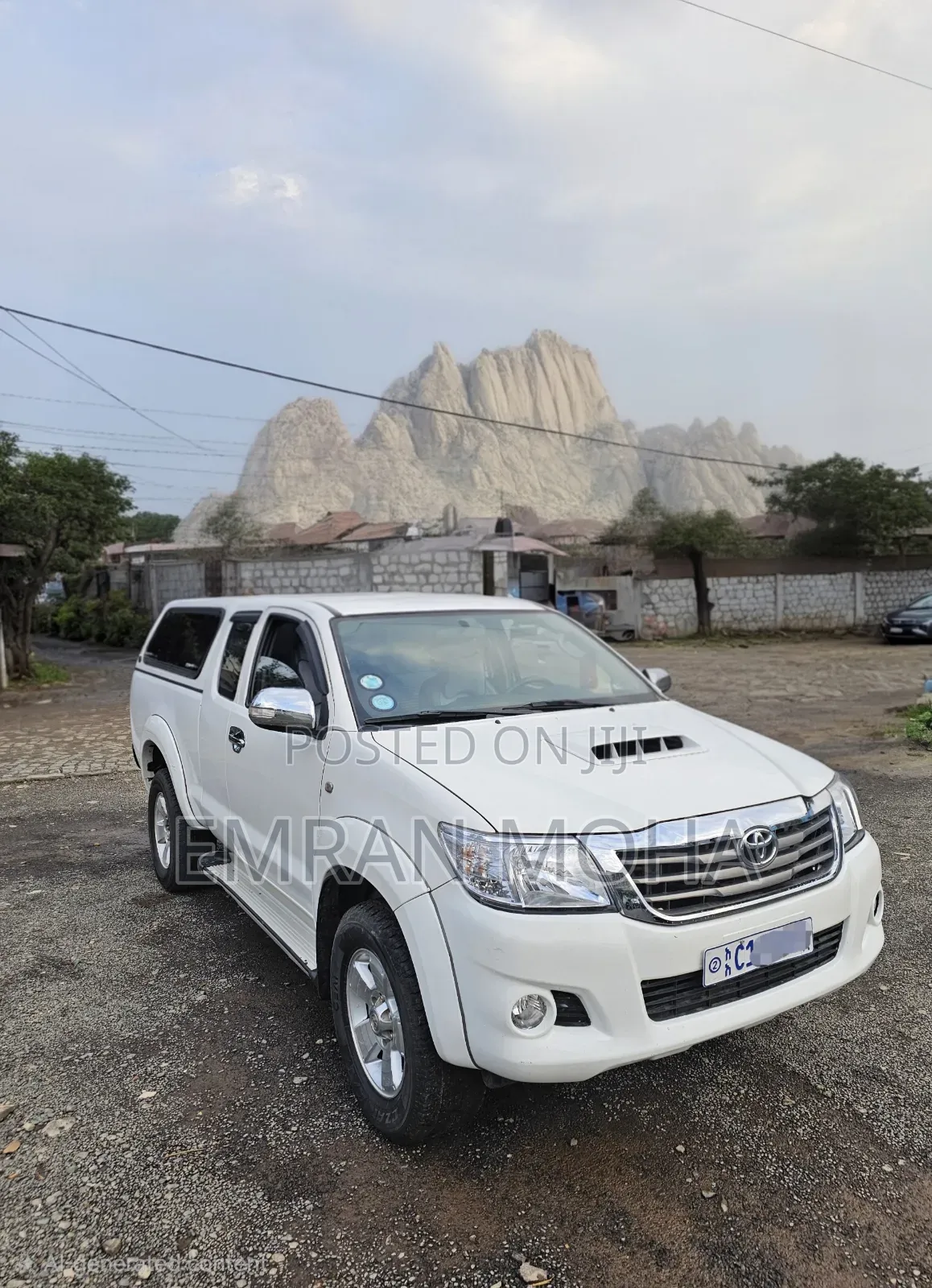 Toyota Hilux 2013 White