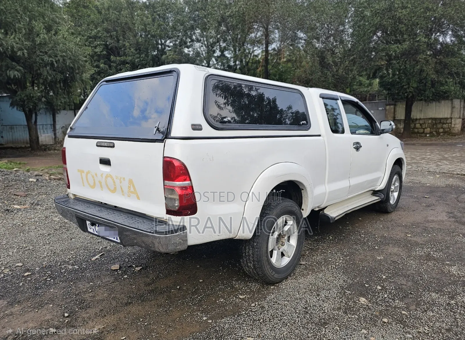 Toyota Hilux 2013 White