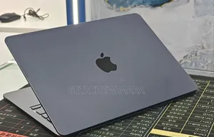 New Laptop Apple MacBook Air 2023 M2 8GB Intel SSD 512GB