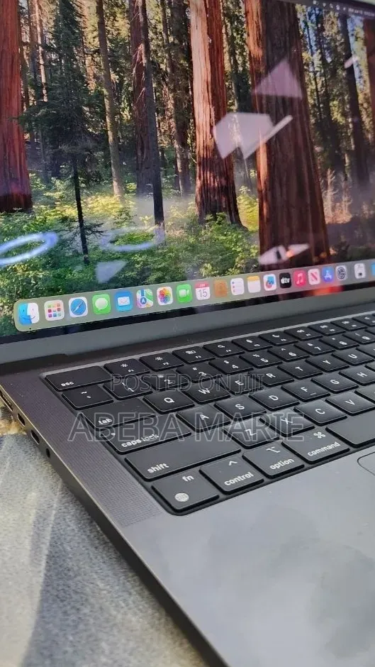 New Laptop Apple MacBook Pro 2021 M1 18GB Apple M3 Pro SSD 512GB