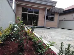Furnished 5bdrm Villa in House, Bole for sale