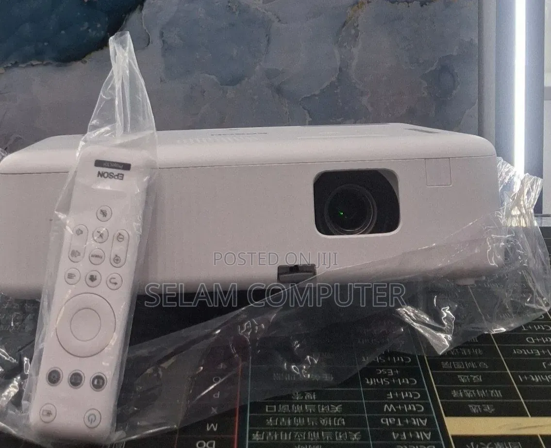 Brand New Packed With Cartoon Epson Projector Mo