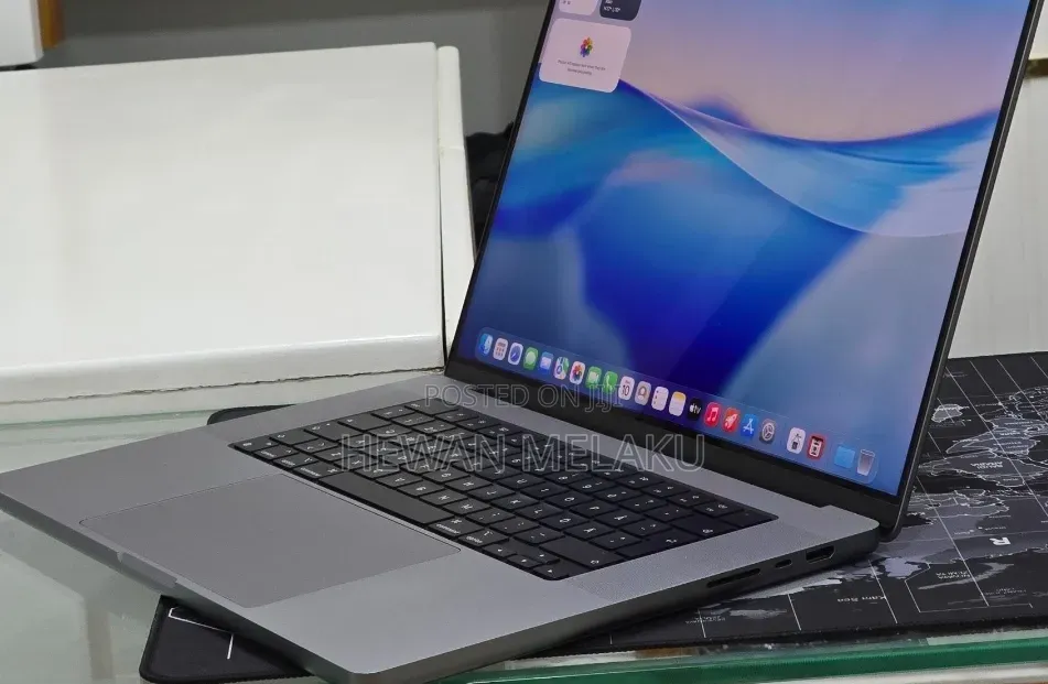 New Laptop Apple MacBook Pro 2021 M1 Max 32GB Apple M1 Max SSD 1T
