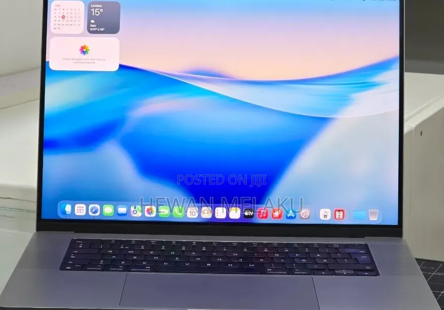 New Laptop Apple MacBook Pro 2021 M1 Max 32GB Apple M1 Max SSD 1T