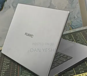 New Laptop Huawei 8GB Intel Core i3 SSD 256GB
