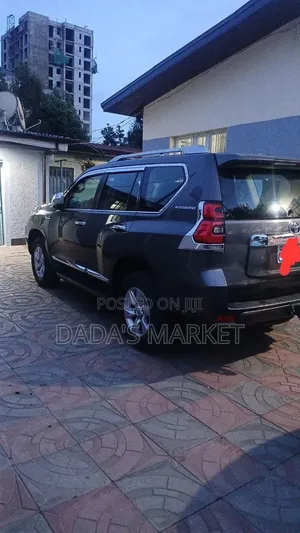 Toyota Land Cruiser 2019 Black