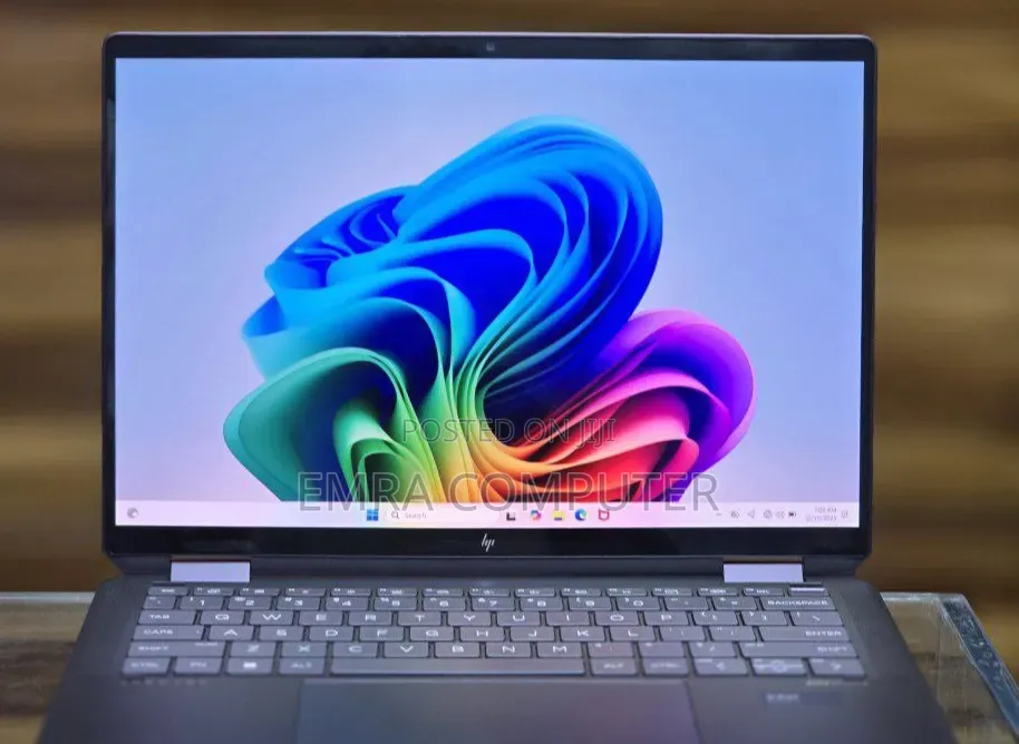 New Laptop HP 16GB Intel Core Ultra 7 SSD 1T
