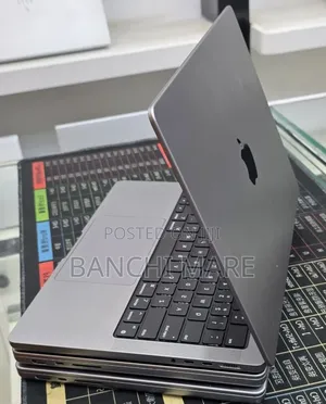 New Laptop Apple MacBook Pro 2021 M1 32GB Apple M1 Pro SSD 512GB