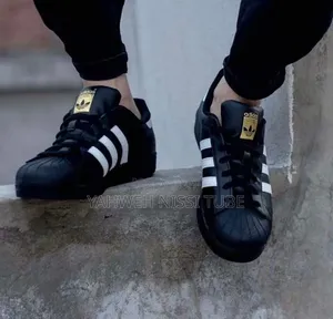 Adidas Superstar Black/White