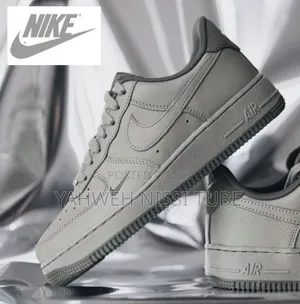 Nike Air Force 1 '07 Lv8 "Light Army"