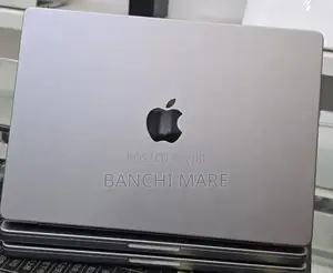 New Laptop Apple MacBook Pro 2021 M1 32GB Apple M1 Pro SSD 512GB