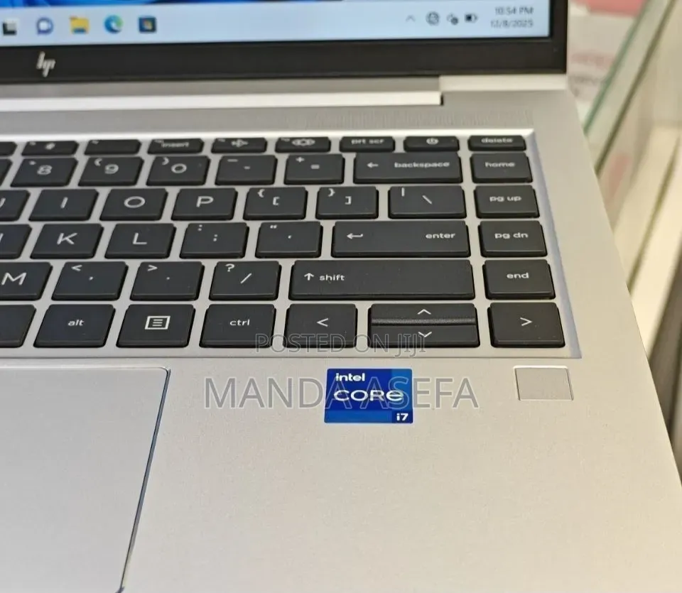 New Laptop HP ProBook 440 G10 16GB Intel Core i7 SSD 1T
