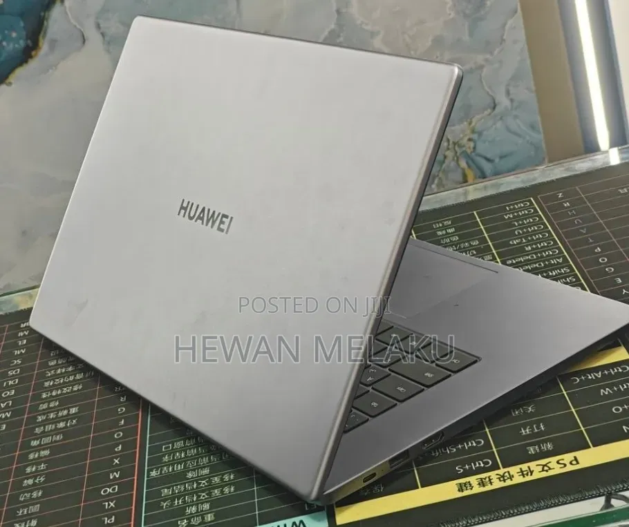 New Laptop Huawei 8GB Intel Core i3 SSD 256GB