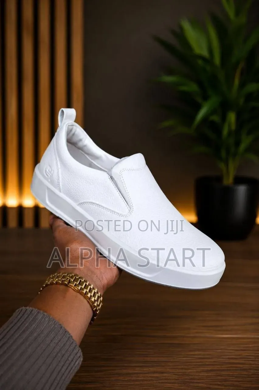 Col Haat Flat Sneakers High Master Quality Flat Shoes
