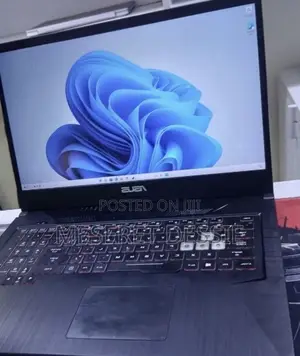 New Laptop Asus 8GB Intel Core i7 SSD 512GB