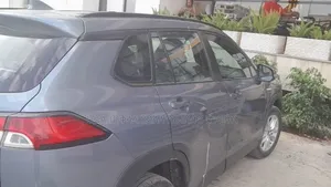 Toyota Corolla Cross Hybrid 2024 Beige