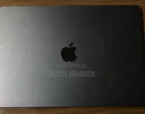 New Laptop Apple MacBook Air 2023 M2 16GB Apple M2 SSD 1T