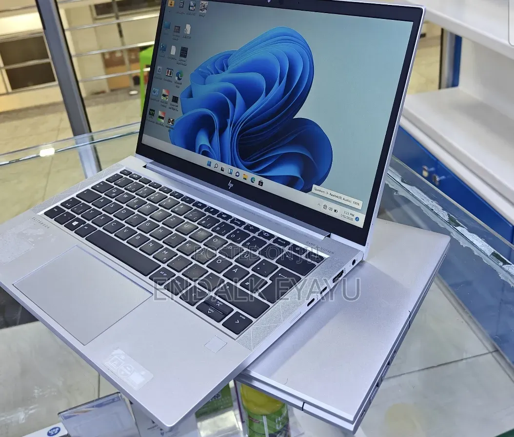 New Laptop HP EliteBook 845 G7 16GB AMD Ryzen 5 SSD 512GB