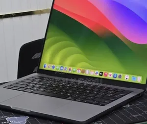 New Laptop Apple MacBook Air 2022 M2 8GB Apple M2 SSD 512GB