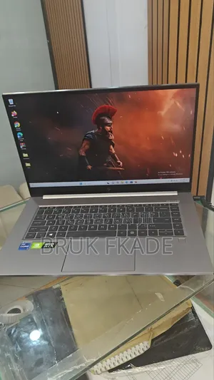 New Laptop HP ZBook 15 32GB Intel Core i7 SSD 512GB