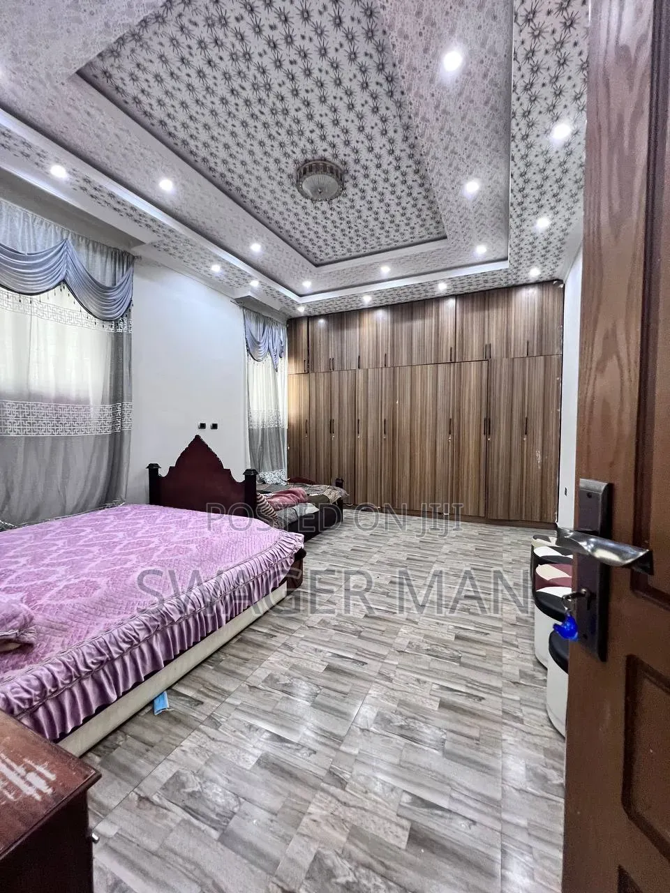 Furnished 6bdrm Villa in Legetafo Ccd Area, Yeka for sale