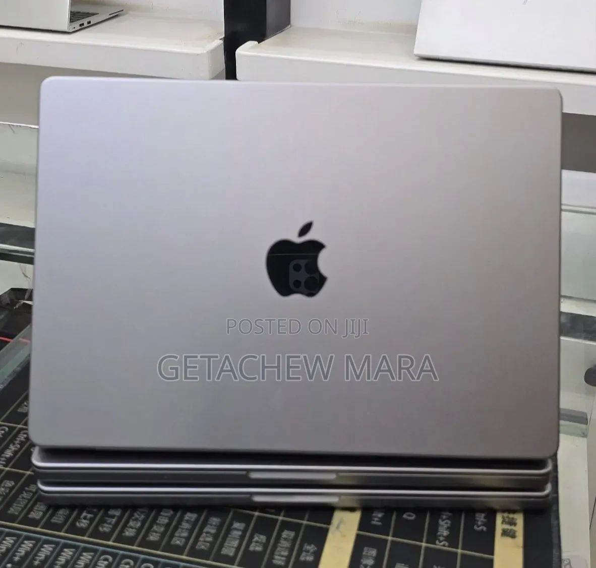 New Laptop Apple MacBook Pro 2021 M1 32GB Apple M1 Pro SSD 512GB