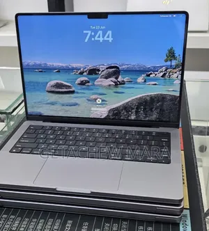 New Laptop Apple MacBook Pro 2021 M1 32GB Apple M1 Pro SSD 512GB