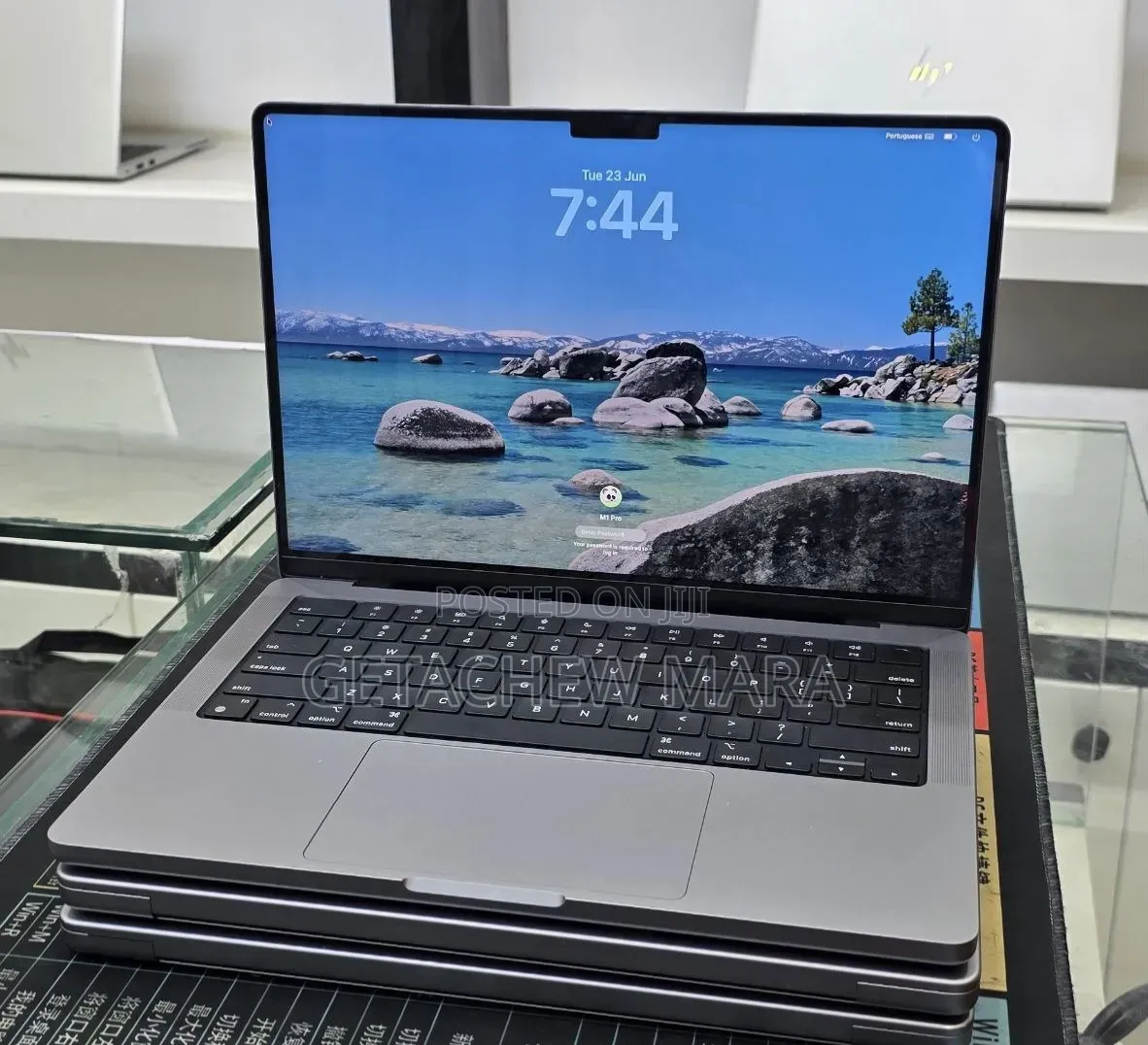 New Laptop Apple MacBook Pro 2021 M1 32GB Apple M1 Pro SSD 512GB