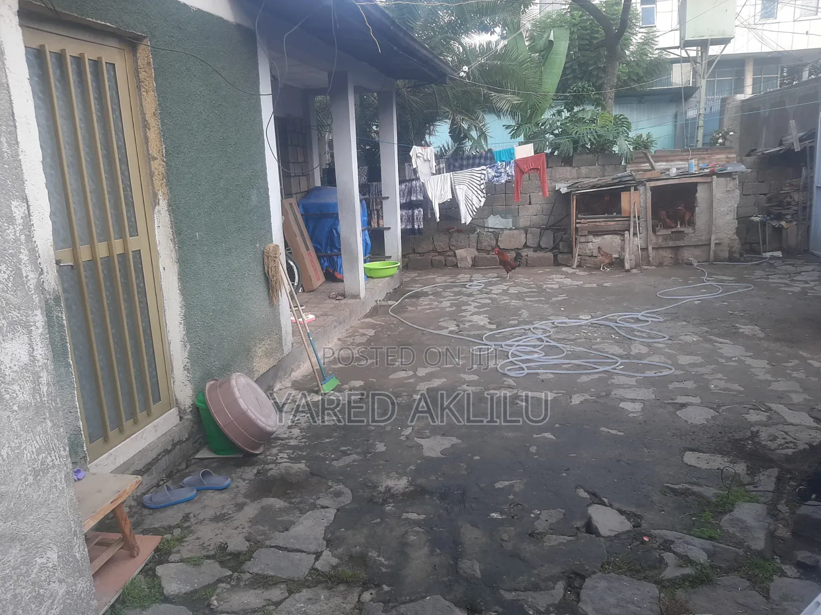 3bdrm House in የድሮ ቪላ ቤት, Bole for sale