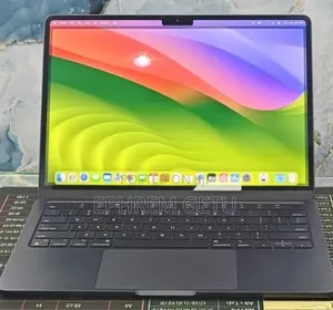 New Laptop Apple MacBook Air 2022 M2 8GB Apple M2 SSD 512GB