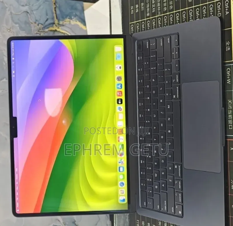 New Laptop Apple MacBook Air 2022 M2 8GB Apple M2 SSD 512GB