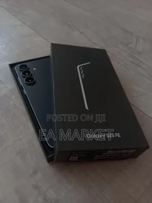 New Samsung Galaxy S25 Ultra 256 GB