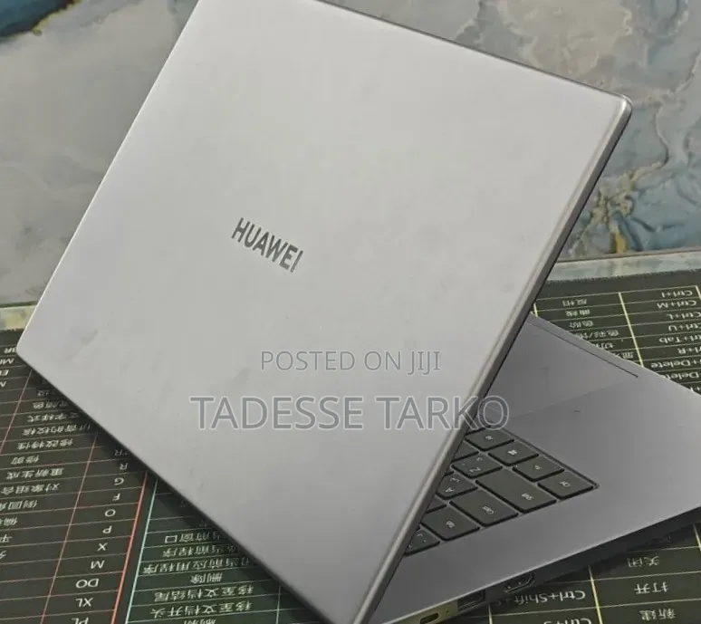 New Laptop Huawei 8GB Intel Core i3 SSD 256GB