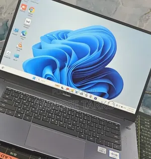 New Laptop Huawei 8GB Intel Core i3 SSD 256GB