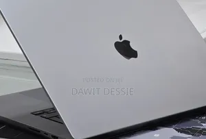 New Laptop Apple MacBook Pro 2021 M1 32GB Apple M1 Max SSD 1T