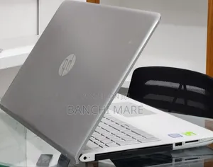New Laptop HP Pavilion 15 8GB Intel Core i7 SSD 512GB